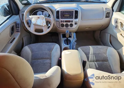 2005 Ford Escape Xlt z USA, uszkodzony, nr VIN 1FMYU93175KA51888